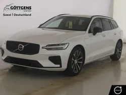 Weiß Gebraucht 2024 Volvo V60 Plus Kombi | 41.949 € (Guter Preis)