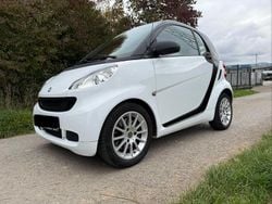 Weiß Gebraucht 2011 Smart ForTwo Coupé Passion Coupé | 3.700 € (Guter Preis)