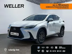 Weiss Gebraucht 2025 Lexus NX450h+ E-FOUR Executive Line SUV | 55.990 € (Guter Preis)
