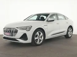 Gletscherweiss Gebraucht 2022 Audi e-tron Sportback S-Line SUV | 32.866 € (Superpreis)
