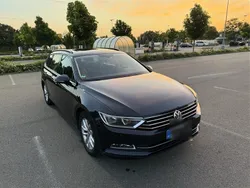 Schwarz Gebraucht 2015 VW Passat Comfortline Kombi | 9.800 € (Fairer Preis)