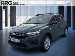 Staubgrau Gebraucht 2024 Dacia Sandero Essentiel Limousine | 14.190 € (Guter Preis)