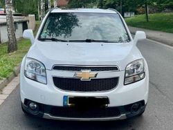 Weiß Gebraucht 2012 Chevrolet Orlando Van / Kleinbus | 7.400 €