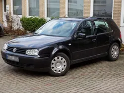 Schwarz Gebraucht 2003 VW Golf IV Edition Limousine | 750 € (Superpreis)
