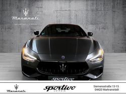 Grau Gebraucht 2022 Maserati Ghibli Coupé | 59.979 € (Superpreis)