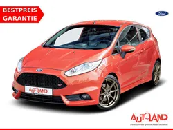 Rot Gebraucht 2016 Ford Fiesta ST Kleinwagen | 12.490 € (Etwas zu teuer)