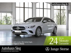 Polarweiss Gebraucht 2022 Mercedes CLA180 Shooting Brake Kombi | 23.574 € (Fairer Preis)