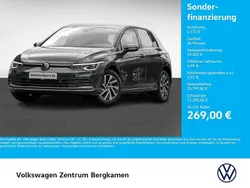 Uranograu Gebraucht 2022 VW Golf VIII Style Limousine | 21.302 € (Guter Preis)