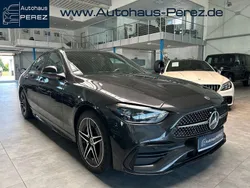 Grau Gebraucht 2024 Mercedes C300e Premium Limousine | 50.799 € (Fairer Preis)