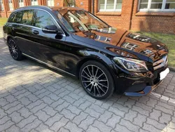 Obsidianschwarz metalliclack (metallic) Gebraucht 2015 Mercedes C250 Avantgarde Kombi | 15.990 € (Fairer Preis)
