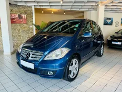 Blau Gebraucht 2011 Mercedes A180 Avantgarde Kleinwagen | 2.999 € (Guter Preis)