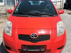 Rot Gebraucht 2006 Toyota Yaris Limousine | 3.400 € (Fairer Preis)