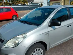 Silber Gebraucht 2011 Hyundai i20 Limousine | 1.400 € (Guter Preis)