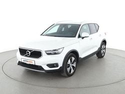 Weiß Gebraucht 2022 Volvo XC40 Momentum SUV | 28.480 €