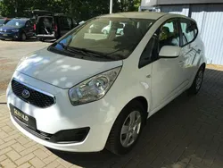 Weiß Gebraucht 2014 Kia Venga Edition 7 Kleinwagen | 10.980 € (Teuer)