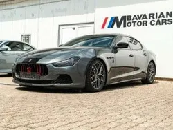 Bianco alpi Gebraucht 2017 Maserati Ghibli Coupé | 24.901 €