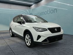 Weiß Gebraucht 2024 Seat Arona FR SUV | 23.790 € (Etwas zu teuer)