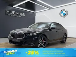 Schwarz Neu 2025 BMW 520 M Sport Limousine | 65.848 € (Fairer Preis)