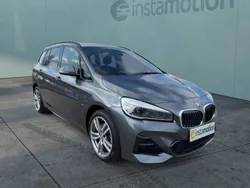 Schwarz Gebraucht 2023 BMW 218 Gran Tourer M Sport Van / Kleinbus | 28.400 € (Etwas zu teuer)