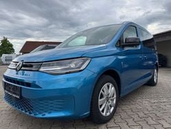 Blau Gebraucht 2023 VW Caddy Maxi Van / Kleinbus | 32.990 € (Etwas zu teuer)