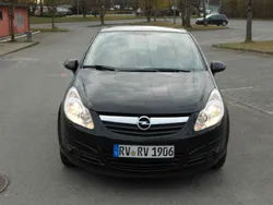 Schwarz Gebraucht 2009 Opel Corsa Edition Limousine | 3.900 € (Fairer Preis)