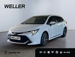 Weiß Gebraucht 2021 Toyota Corolla Team Kombi | 22.990 € (Guter Preis)