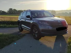 Grau Gebraucht 2020 Skoda Kodiaq SportLine SUV | 28.000 € (Fairer Preis)