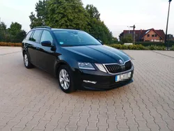 Schwarz Gebraucht 2020 Skoda Octavia Kombi | 13.490 € (Superpreis)