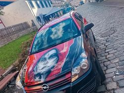Andere farben Gebraucht 2004 Opel Astra Kombi | 850 € (Etwas zu teuer)