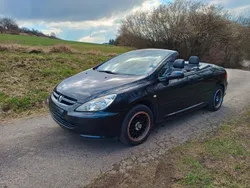 Schwarz Gebraucht 2005 Peugeot 307 CC Cabrio | 3.500 € (Fairer Preis)