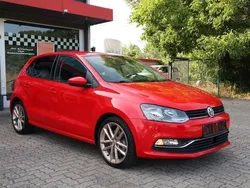 Rot Gebraucht 2015 VW Polo Highline Limousine | 10.999 € (Etwas zu teuer)