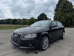 Grau Gebraucht 2010 Audi A3 Attraction Limousine | 4.990 € (Fairer Preis)
