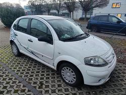 Weiß Gebraucht 2009 Citroën C3 Kleinwagen | 2.500 € (Fairer Preis)