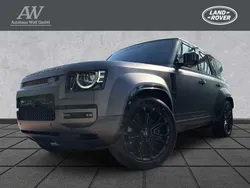 Grau Gebraucht 2025 Land Rover Defender SUV | 184.490 €