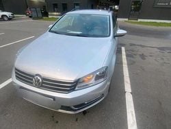 Grau Gebraucht 2014 VW Passat Kombi | 8.250 € (Guter Preis)