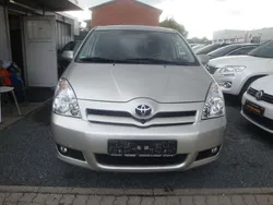 Silber Gebraucht 2005 Toyota Corolla Verso Executive Van / Kleinbus | 3.499 € (Guter Preis)