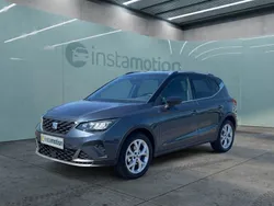 Grau Gebraucht 2025 Seat Arona FR SUV | 27.287 € (Fairer Preis)