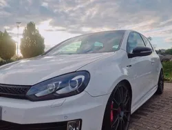 Weiß Gebraucht 2010 VW Golf VI GTI Coupé | 14.500 €