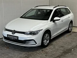 Weiß Gebraucht 2021 VW Golf VIII Life Kombi | 18.940 € (Fairer Preis)