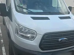 Weiß Gebraucht 2018 Ford Transit Van / Kleinbus | 9.999 €