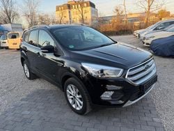 Schwarz Gebraucht 2019 Ford Kuga Titanium SUV | 9.999 € (Guter Preis)