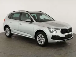 Brillant silber metallic Neu 2025 Skoda Kamiq Selection SUV | 25.045 € (Superpreis)
