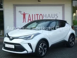 Weiß Gebraucht 2023 Toyota C-HR Style SUV | 28.900 € (Fairer Preis)