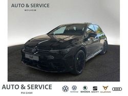 Schwarz Gebraucht 2025 VW Golf Black Edition Limousine | 53.990 €