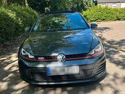 Grau Gebraucht 2016 VW Golf GTI Limousine | 17.500 € (Guter Preis)
