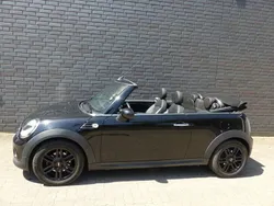 Schwarz Gebraucht 2012 Mini Cooper Cabriolet Cabrio | 12.500 € (Fairer Preis)