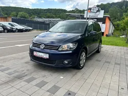 Blau Gebraucht 2014 VW Touran Comfortline Van / Kleinbus | 10.499 € (Guter Preis)