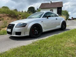 Silber Gebraucht 2001 Audi TT S-Line Coupé | 13.500 €
