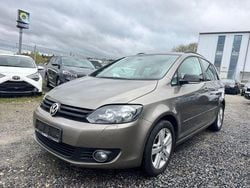 Braun Gebraucht 2012 VW Golf Plus Match Van / Kleinbus | 8.990 € (Fairer Preis)