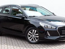 Schwarz Gebraucht 2017 Hyundai i30 Kombi | 13.990 € (Fairer Preis)
